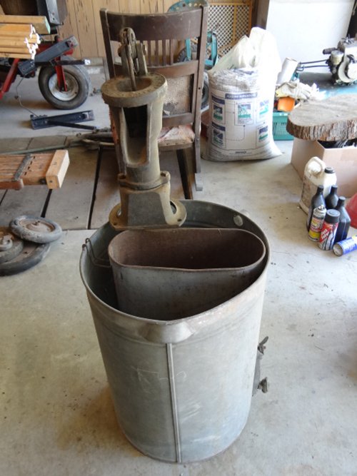 Property photo 9 - Personal Property Auction, Tractors, Dozer, Implements, Lawn & Garden, Tools, Antiques, Furniture & Household